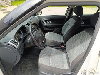Škoda Fabia 2 1.2 , 44kw - 15