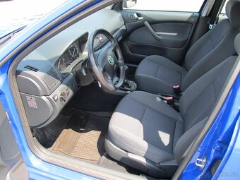 Škoda Octavia 1.6 i KOMBI ČR 1.maj - 15