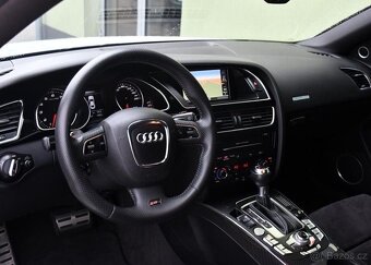 Audi RS5 4.2FSI V8 QUATTRO B&O CARBON - 15
