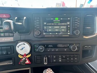 Scania S450 4x2 / Custom interiér / 2018 - 15