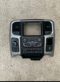 Dodge ram 1500 interier - 15