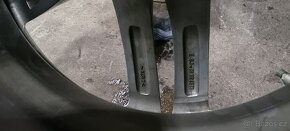 BMW X5 - G05, X6 - G06 - zimní orig. ALU 5x112 R19 - 15