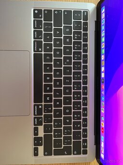 MacBook Air (M1, 2020) - 15