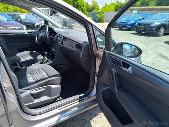 Volkswagen Golf VII 1.6 TDi Lounge,ALU,AAC,Temp,Tažné,PDC - 15