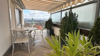Mezonetový byt 3+kk s 30 m² terasou a dechberoucím výhledem - 15
