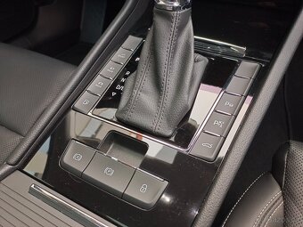 Škoda Superb 3 iV Combi TSI 160kW DSG L&K - záruka Autodraft - 15