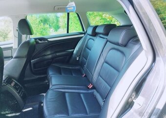Škoda Superb 1.4 TSI Výhřev. sed., Kůže benzín manuál 90 kw - 15