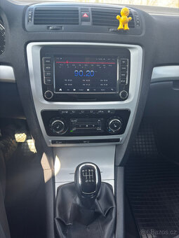 Škoda Octavia 2 2.0TDi 103kW, RV 2011, Facelift, Nová STK - 15