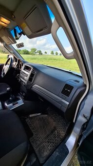 Mitsubishi pajero IV 3.2 did - 15