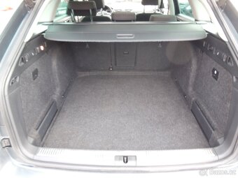 Prodám Škodu Superb 1.6 TDI 77kw DSG Panorama rv 12/2017 - 15