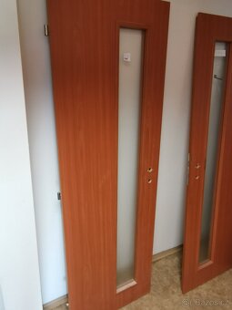 Zánovní interiérové dveře - částečně prosklené - 15