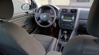 Vw golf 5 1.4 16v, 55kw, r. 2004,orig. Km, po stk v ČR - 15