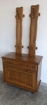 Rustikální botník, věšáky, předsíňový set, masív - 15