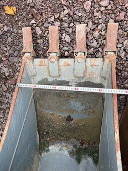 2x. Lžíce  pro bagr 6-10tun - 15