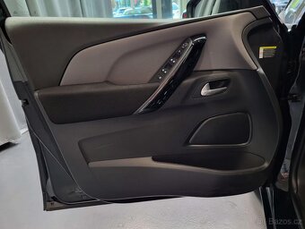 Citroën C4 GrandSpaceTourer 1.6i Selection benzín 121kw - 15