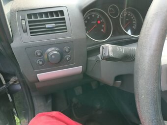 Prodám Opel Zafira B 1.8 LPG 103 kw - 15