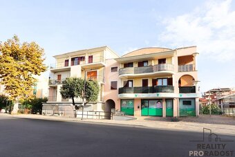 Prodej bytu 3+kk 65 m² Viale Europa, Montesilvano, Itálie - 15