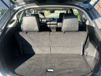 Mazda CX-9 3,7 V6 7místné - 15