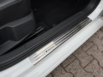 VW Golf 7 Variant 1.4 TGI 81kW DSG Isofix ERGO Park. senz. - 15