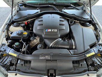 BMW E92 M3 - Manuál - 15