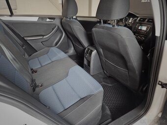 Volkswagen Jetta 1.6i 77kw Automat, 98t.km. - 15