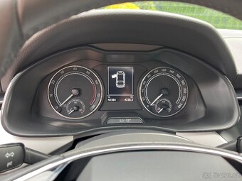 Prodám Škoda Scala 1.0 tsi 85 kw - 15