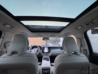 Volvo XC60 B4 mHEV Inscription AWD, Plna vybava, Masaz, Pano - 15