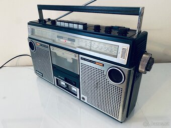 Radiomagnetofon/boombox Hitachi TRK 8170, 70.léta - 15