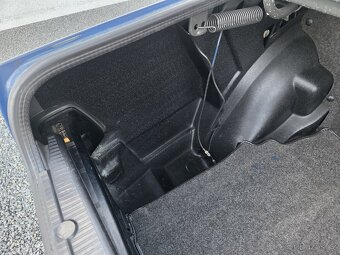 Mercedes-Benz 190 2.0D 1987 STŘEŠNÍ šíbr - 15