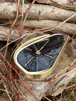 Hodiny Prim Brusel - 15