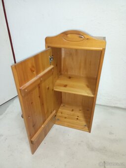 Prodám 2 x koupelnové skřínky z masivu - 15