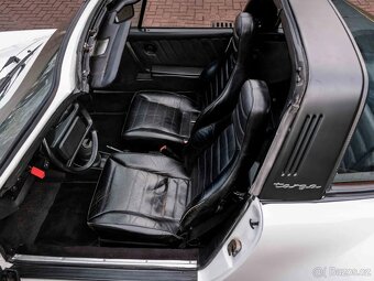 Porsche 911 3.2 Carrera Targa z roku 1984 - 15
