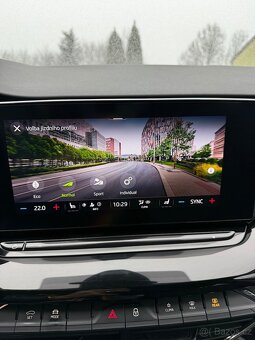 ŠKODA OCTAVIA IV 2,0TDi 85kW STYLE VYHŘ.OKNO Koup.ČR, 2022 - 15