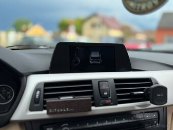 BMW F31 318d (105kw) KŮŽE/NAVI/AT8/HEADUP/2014 - 15