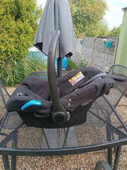 Prodám kočárek (korby, sporťák, autosedačky) zn. Largo - 15