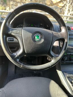 ŠKODA OCTAVIA KOMBI II. - 15