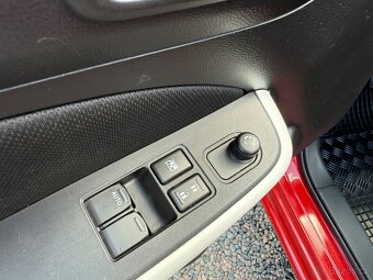 Suzuki Swift 1.2i hybrid 66kw 2020 1.majitel ČR (16.000km) - 15