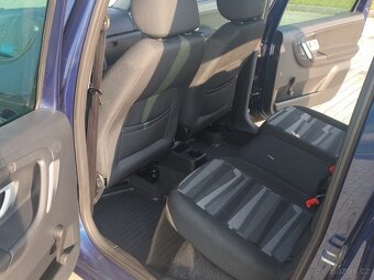 Škoda Roomster 1.6 16v, 77 kW, benzín – jen 121 900 km - 15