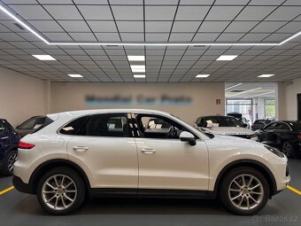 Porsche Cayenne - 15