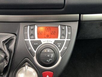Citroen C8 Exclusive, 2,0 HDI 100 kW,   r.v. 2011 (MPV) - 15