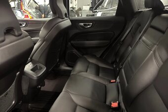 Volvo XC60 B4 AWD Momentum Advanced Edition 2020 - 15