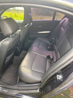 Prodám BMW e90 330i - 15