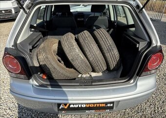 Volkswagen Polo 1,4 i 59kW KLIMA, +SADA KOL benzín manuál - 15