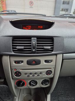 Renault Thalia 1.2 16v,2011,93000km,2.maj,Pěkný stav - 15