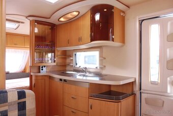 Hobby De Luxe 440 SF R.v. 2007 Stanová předsíń - 15