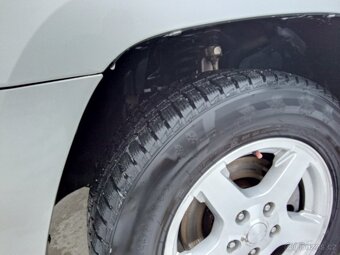 Jeep Grand Cherokee - 15