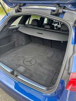 Mercedes-Benz Třída C 300 d combi AMG linie - 15