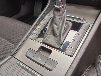 Škoda Superb 3 iV 1.4TSI 160kW DSG Tažné - záruka Autodraft - 15