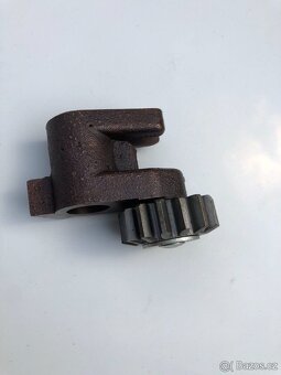 Originální díly do převodovky z vojenského depozitu Dněpr Ur - 15