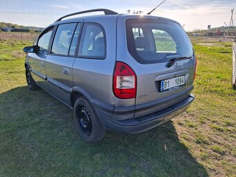 Opel Zafira 2.0 Diesel Klima 7 mist Model 2004 Nová Stk - 15